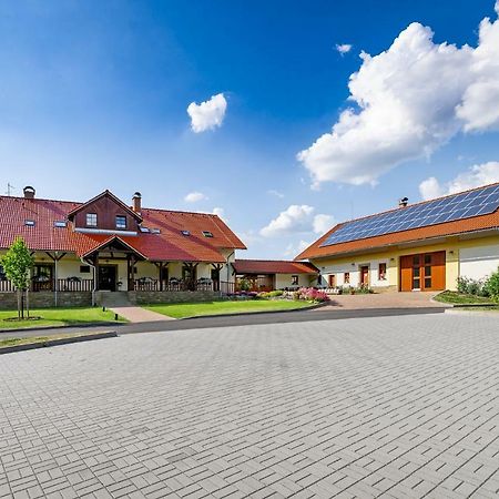 Vencluv Statek Otel Javornice Dış mekan fotoğraf