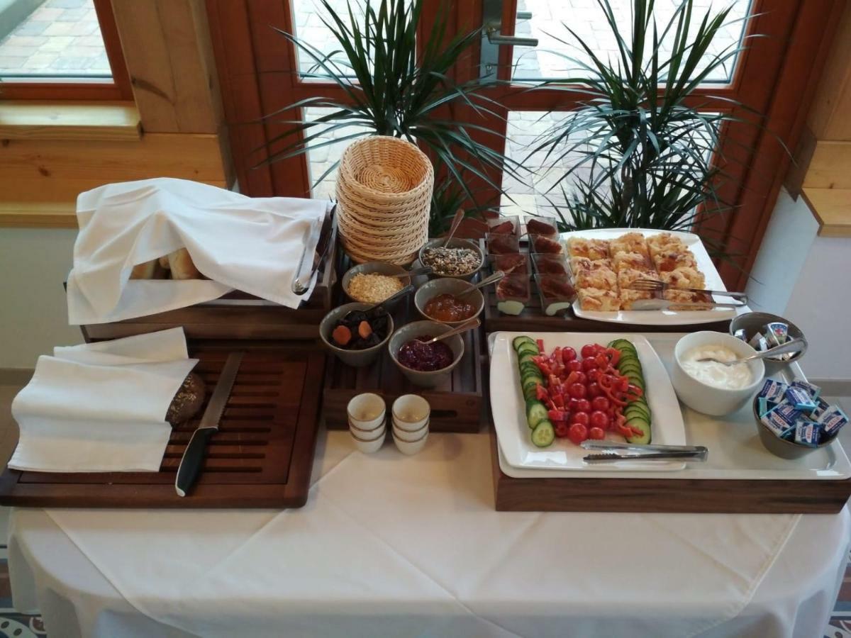 Vencluv Statek Otel Javornice Dış mekan fotoğraf