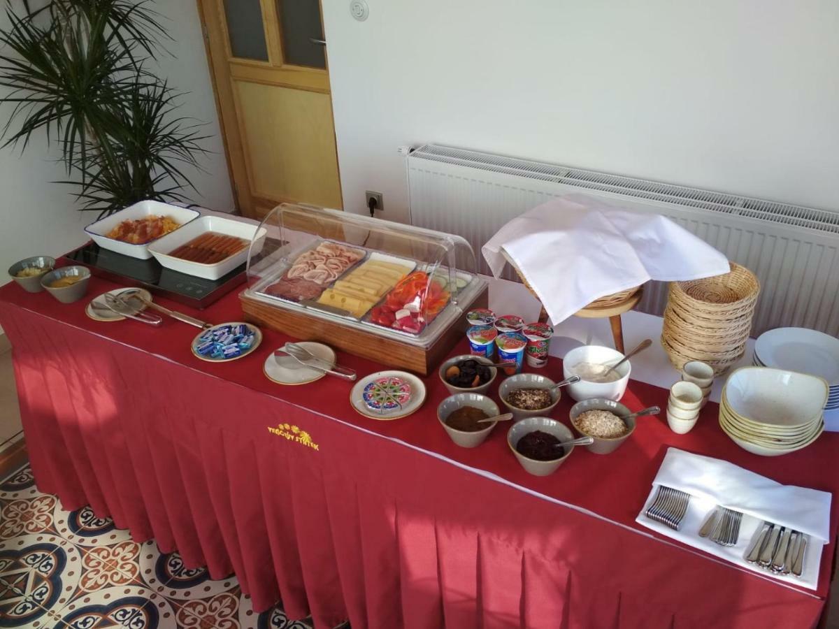 Vencluv Statek Otel Javornice Dış mekan fotoğraf