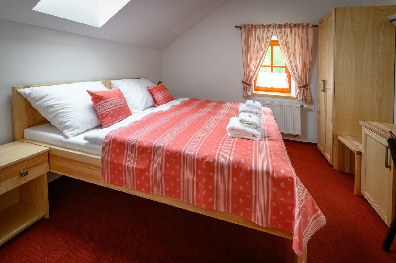 Vencluv Statek Otel Javornice Dış mekan fotoğraf